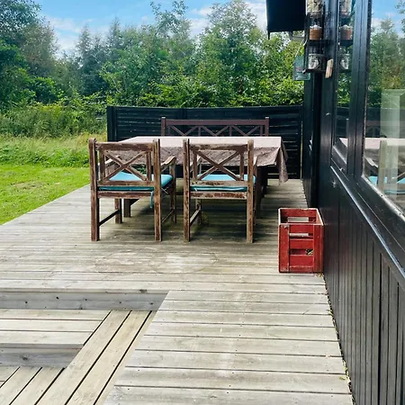 Uniquely Decorated In Hou *