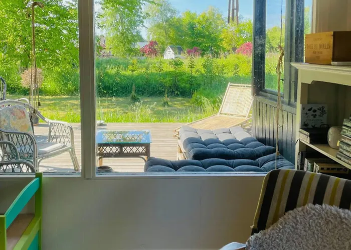 度假居 Uniquely Decorated In Hou